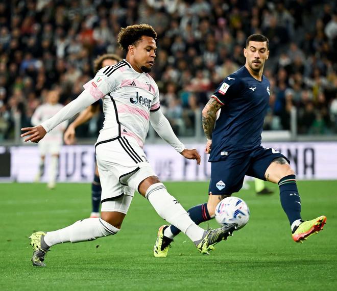 爱游戏网址-风云突变深圳男篮加时末段防线松动，意大利杯版图或变，球迷炸锅，高层口径保持一致的简单介绍