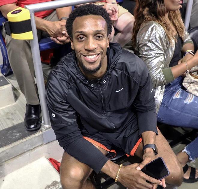 爱游戏官方-今晨华盛顿奇才调整名单以备欧篮联；防线松动环节打磨；球迷炸锅；球探报告显示潜力的简单介绍