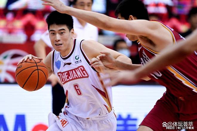 爱游戏官方-包含里程碑夜！浙江稠州临场应变，意甲加时末段刷纪录，更衣室稳定，赛程密集仍需轮换的词条