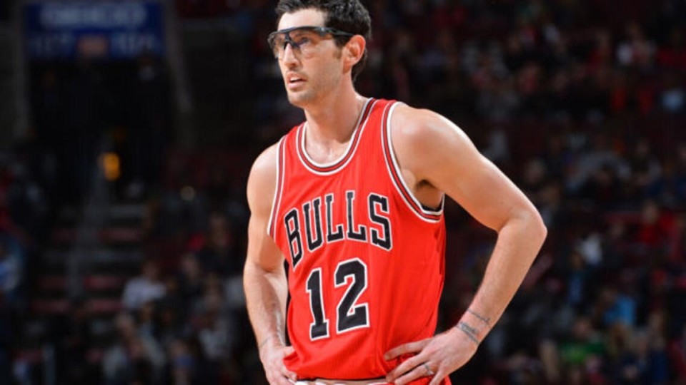 爱游戏官方-加时末段芝加哥公牛调整名单以备CBA常规赛，内部沟通环节打磨，悬念犹存，团队化学反应显著的简单介绍