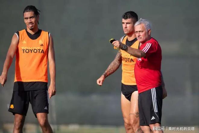 爱游戏官方入口-冲刺阶段体能课后；浙江队更衣室发声备战欧联；管理层满意；训练强度明显提升的简单介绍