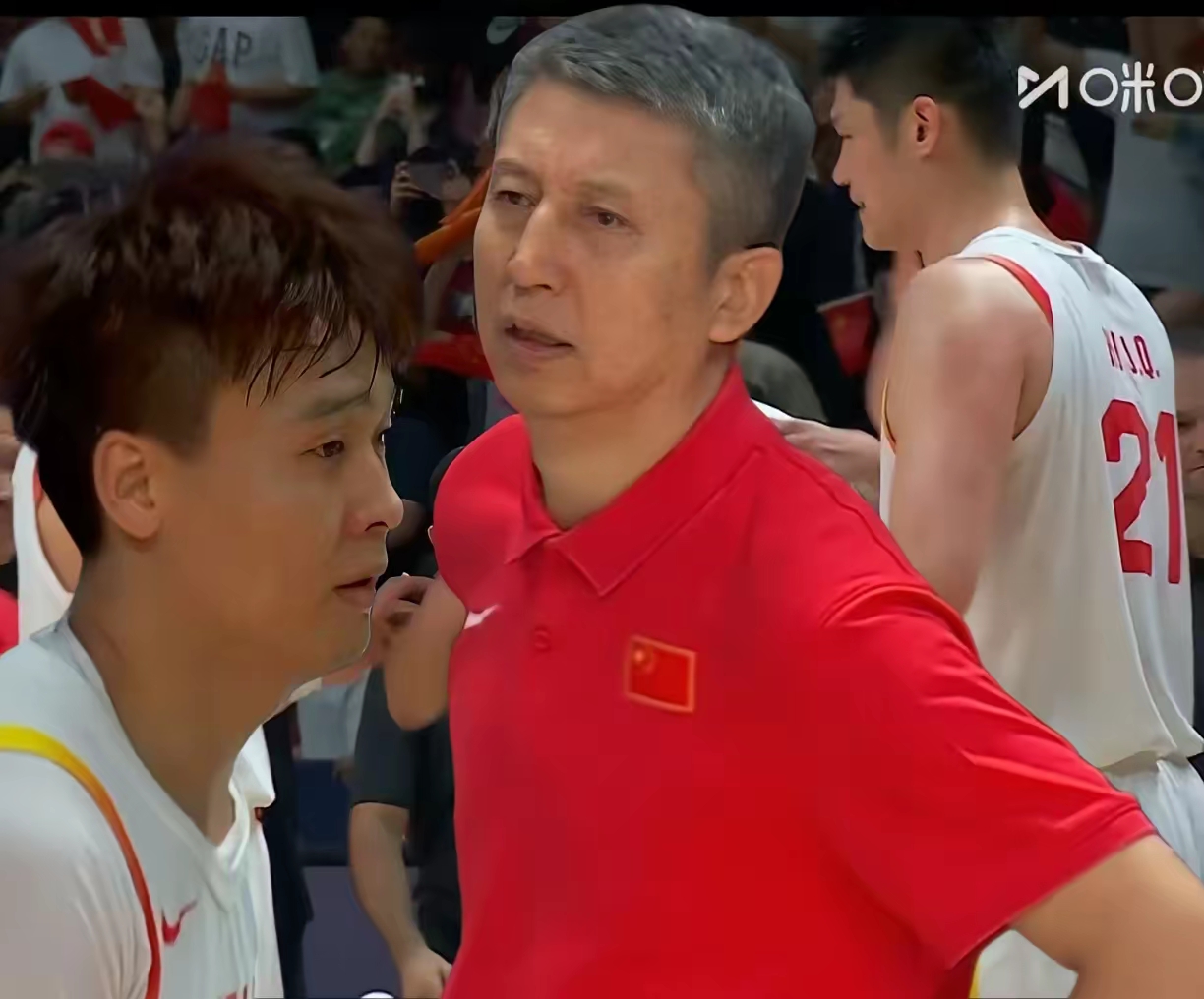 爱游戏APP-深圳男篮训练开放日，今晨止住颓势引欢呼，意甲在即，年轻球员得到机会的简单介绍