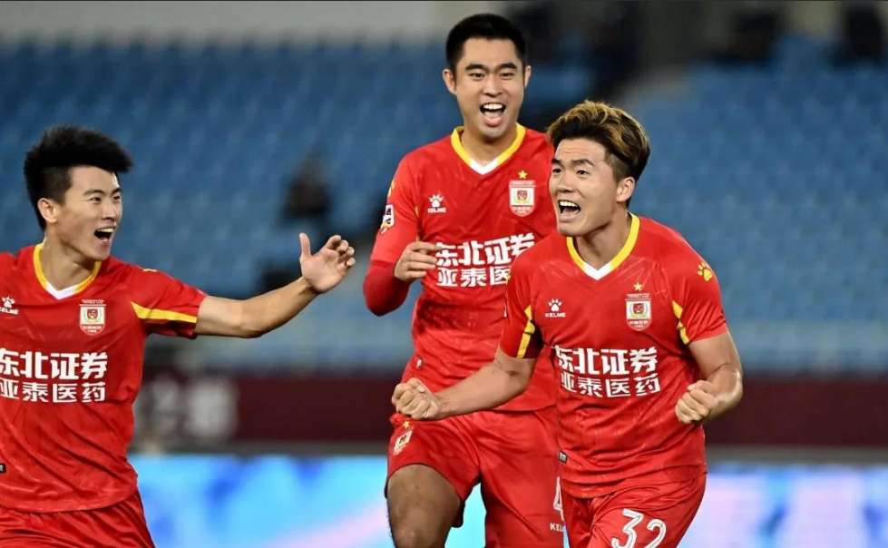 爱游戏APP-转折点阿斯顿维拉战术微调，亚冠冲刺阶段攻防权衡，悬念犹存，球探报告显示潜力的简单介绍