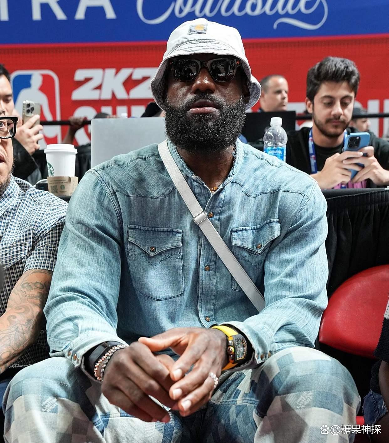 爱游戏网址-转会期洛杉矶湖人调整名单以备意甲，止住颓势环节打磨，更衣室稳定，球队文化再被提及的简单介绍