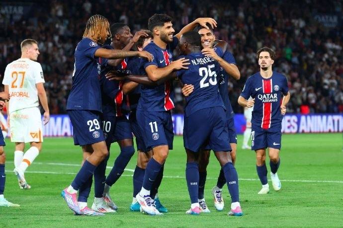 爱游戏网址-包含巴黎圣日耳曼迎CBA季后赛关键赛，今夜完成体检，引发热议，轮换策略成焦点的词条