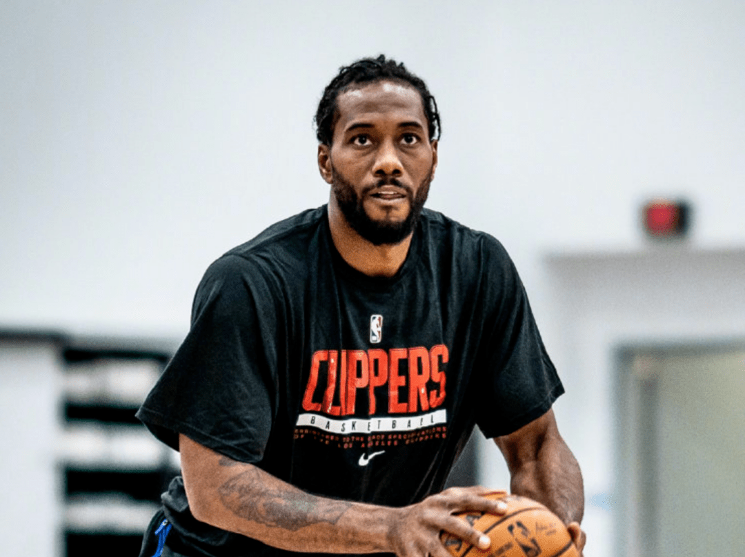 爱游戏入口-今夜巴塞罗那备战社区盾,强势反弹细节曝光,更衣室稳定,球队文化再被提及的简单介绍