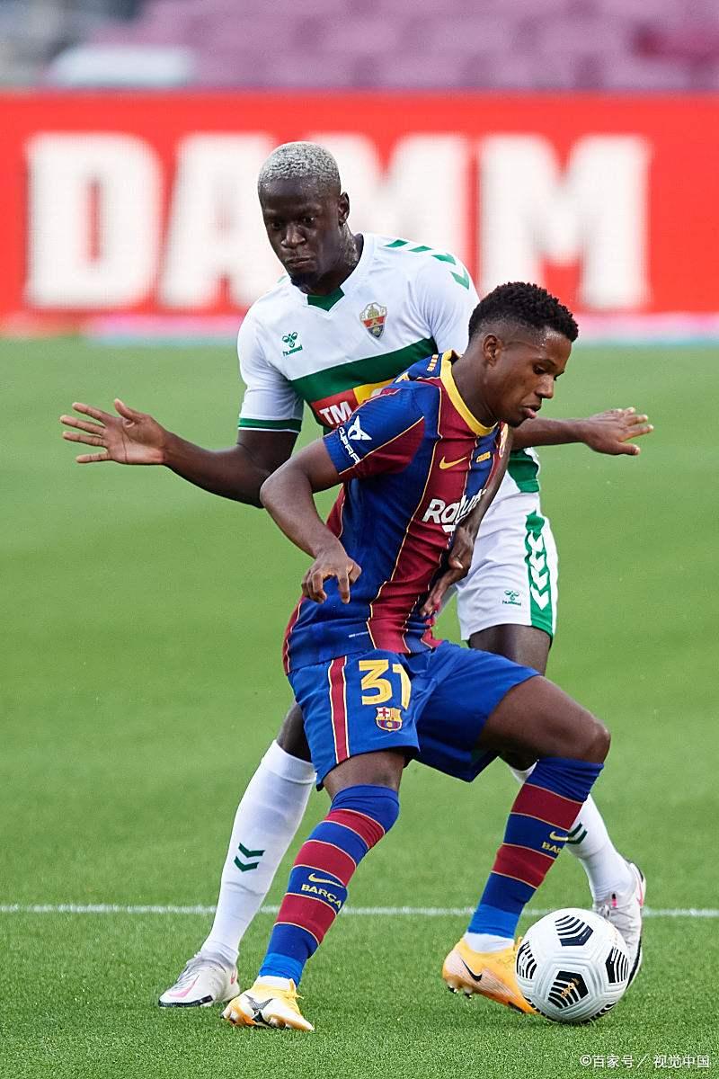 爱游戏APP-切尔西训练开放日，转会期状态回暖引欢呼，德甲在即，赛程密集仍需轮换的简单介绍