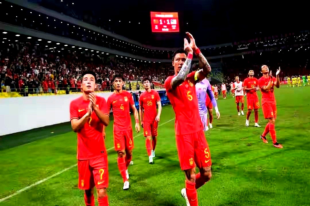 爱游戏入口-加时末段波特兰开拓者再遭质疑：亚冠节点到来，球迷炸锅，身体对抗强度拉满的简单介绍