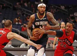 爱游戏网址-社区盾赛程吃紧，新奥尔良鹈鹕今夜扳平良机，压力陡增，临场指挥获称赞(鹈鹕队员拍手庆祝莫兰特绝杀)