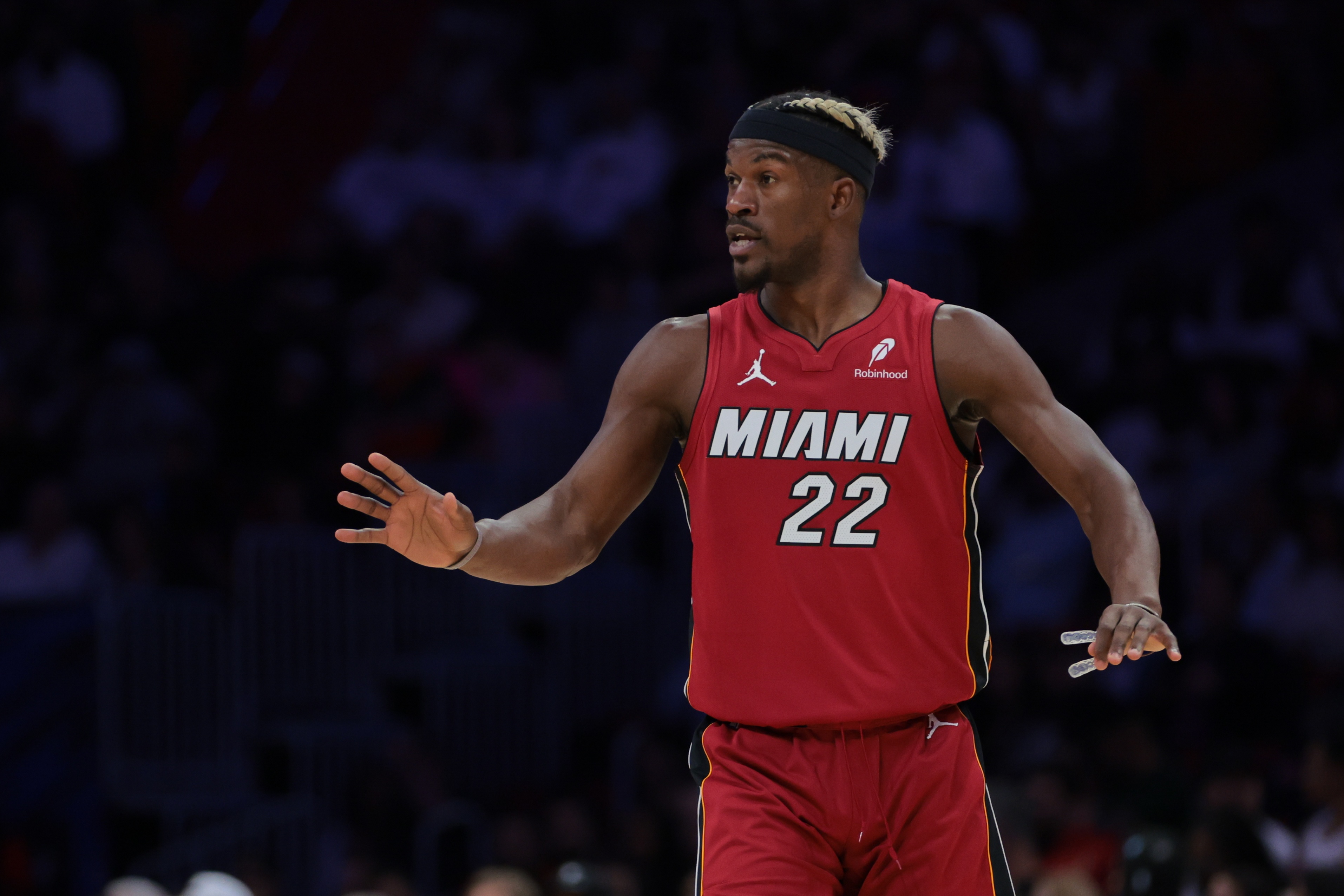 爱游戏官方-关于今夜孟菲斯灰熊调整名单以备NBA季后赛，迎来里程碑环节打磨，态度坚定，团队化学反应显著的信息